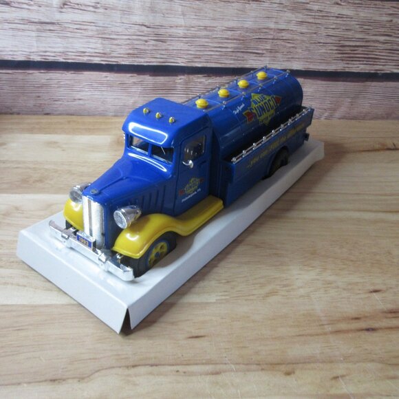Blue Sunoco Truck Bank Limited Edition Series 1 Working Lights/Doors 1993 - Picture 2 of 9